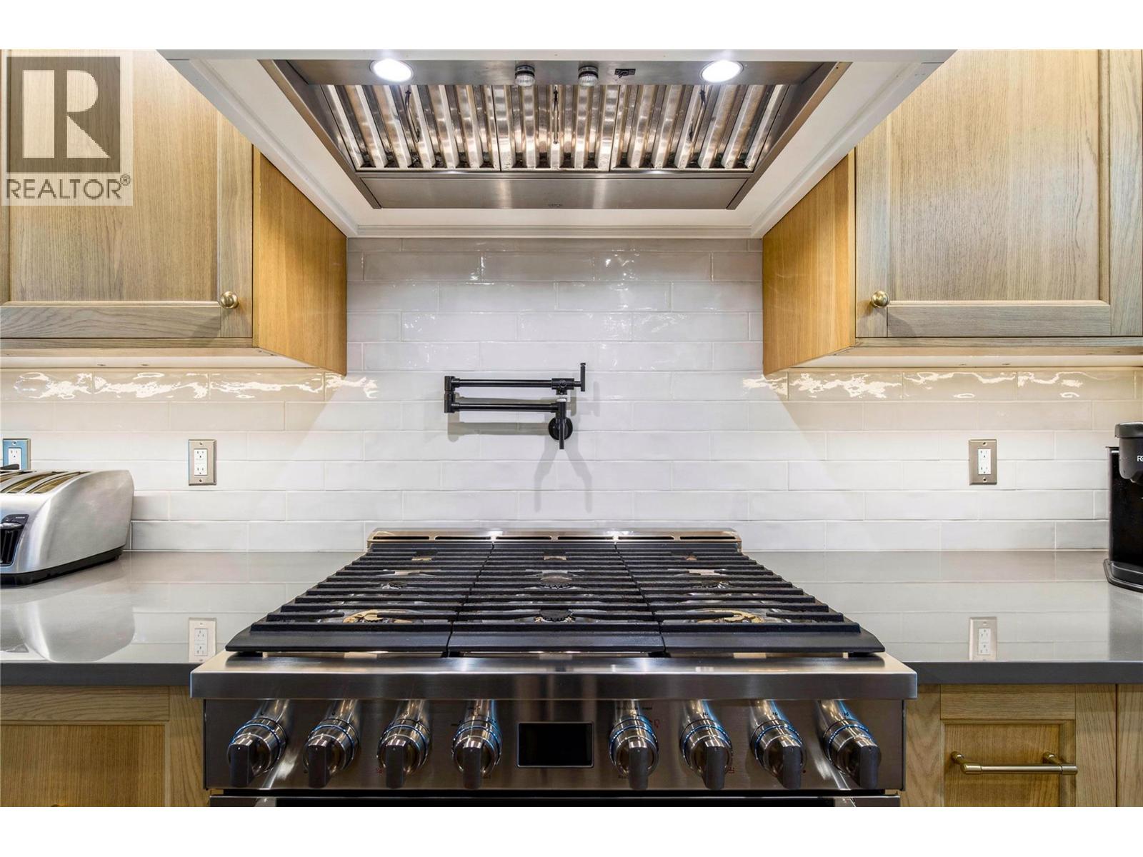 1131 49 Avenue NE, Salmon Arm