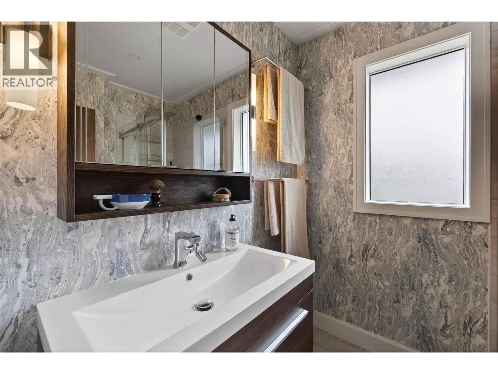 1131 49 Avenue NE, Salmon Arm