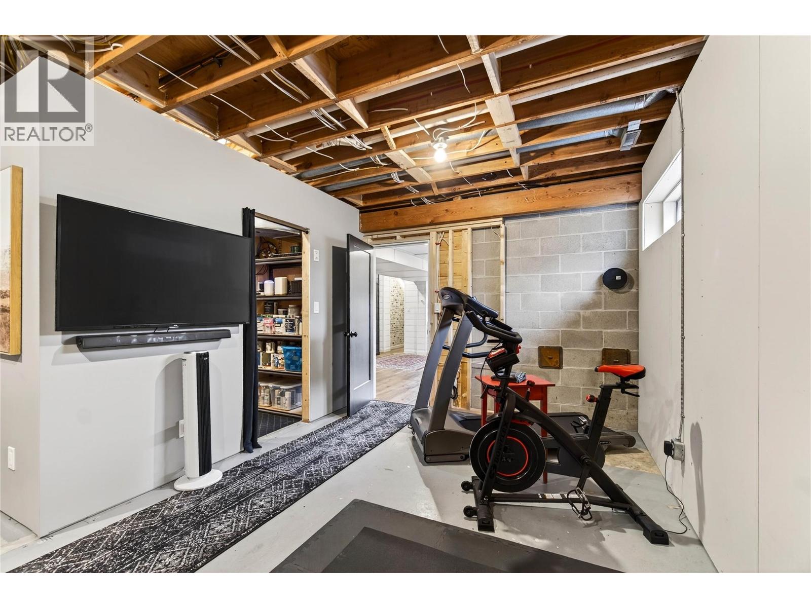 1131 49 Avenue NE, Salmon Arm