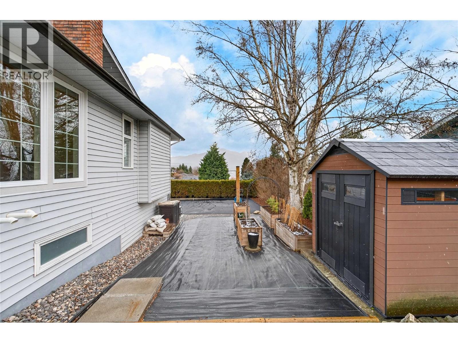 1131 49 Avenue NE, Salmon Arm