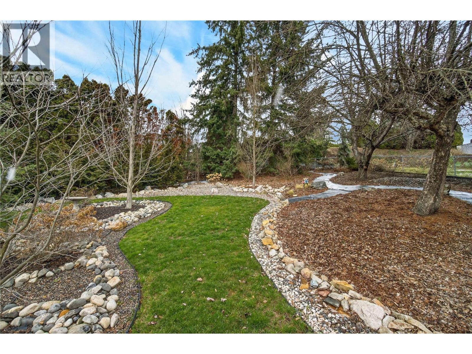 1131 49 Avenue NE, Salmon Arm