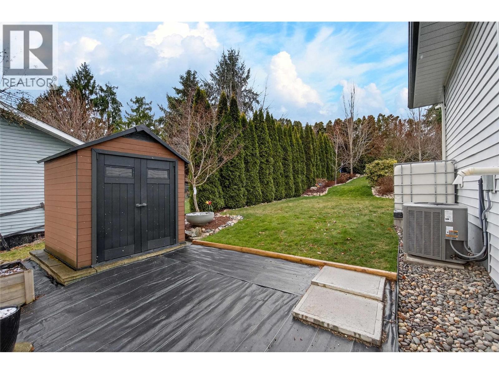 1131 49 Avenue NE, Salmon Arm