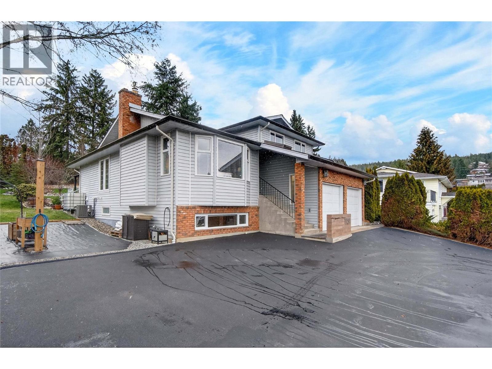 1131 49 Avenue NE, Salmon Arm