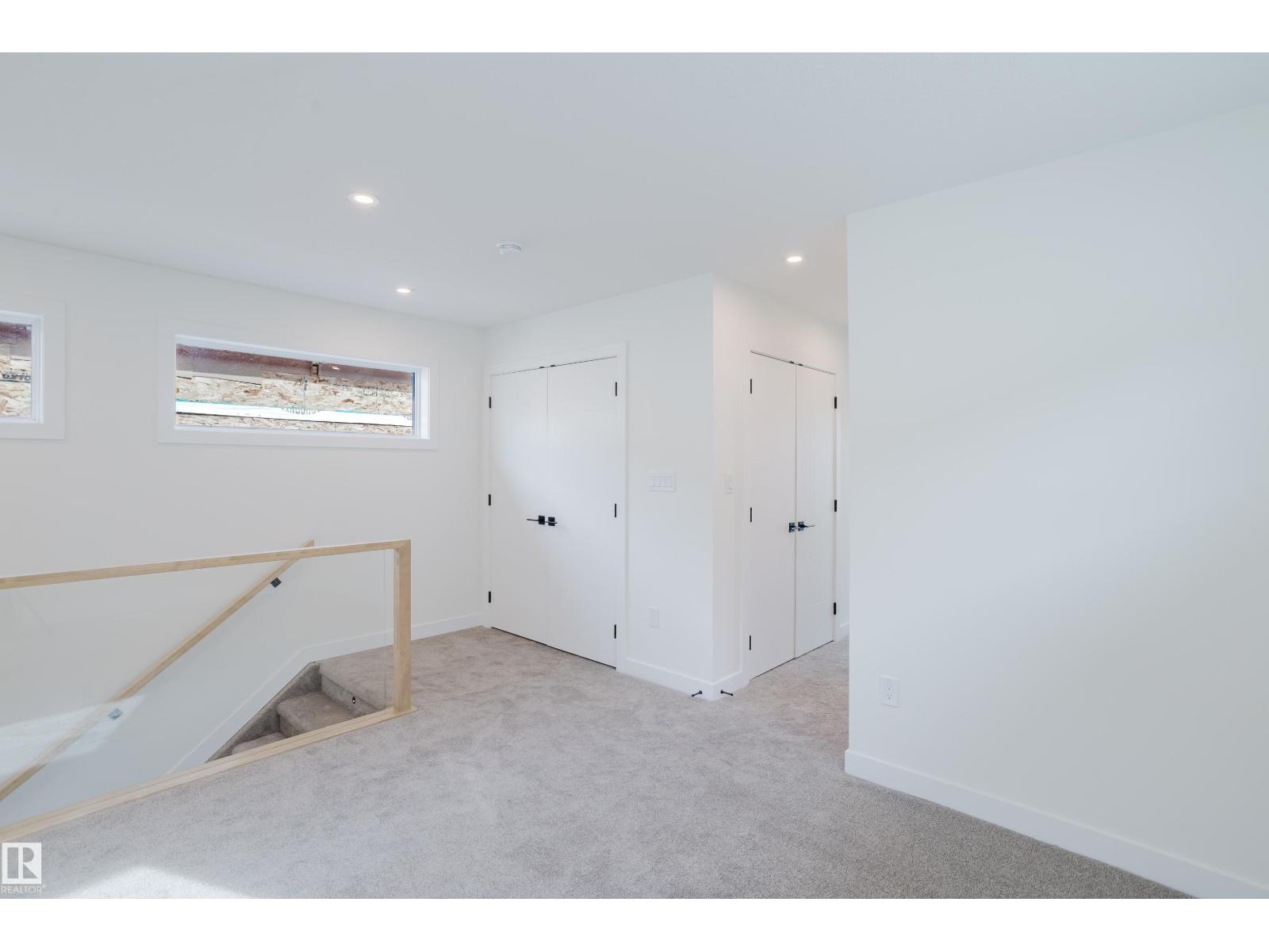 9709 157 ST NW NW - 41