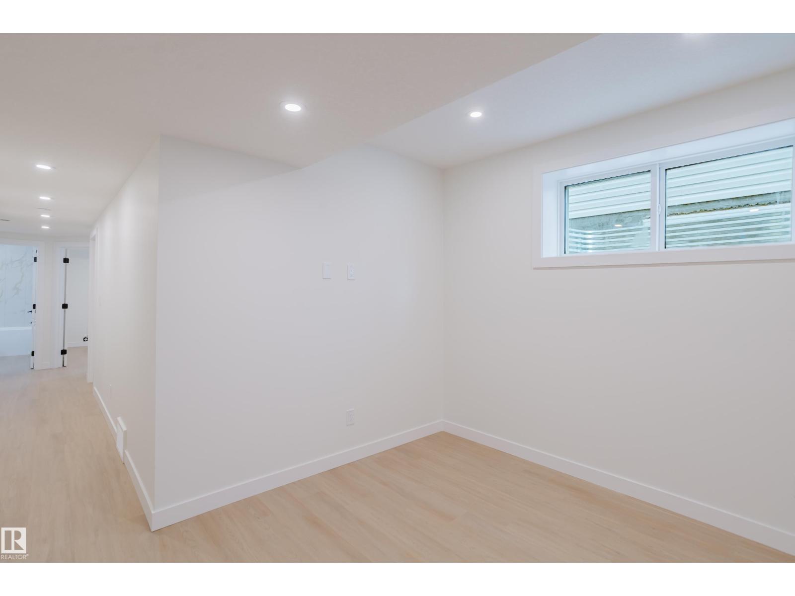 9709 157 ST NW NW - 49