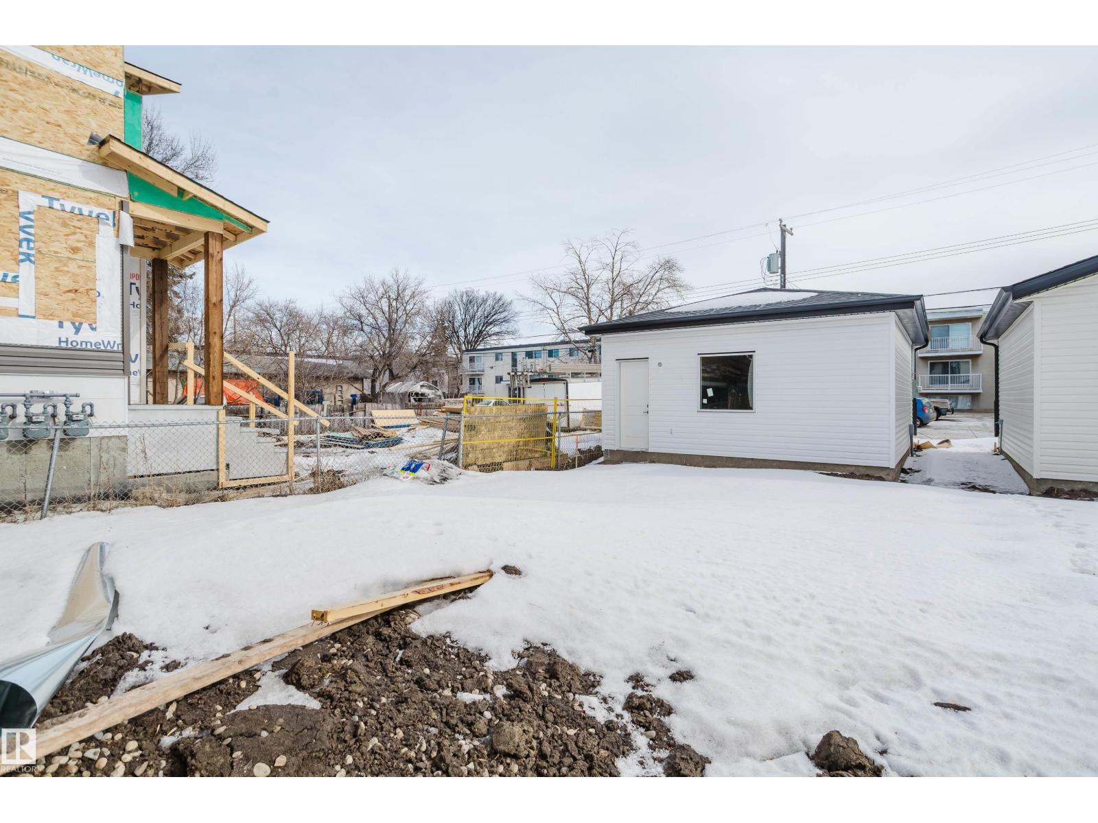 9709 157 ST NW NW - 61
