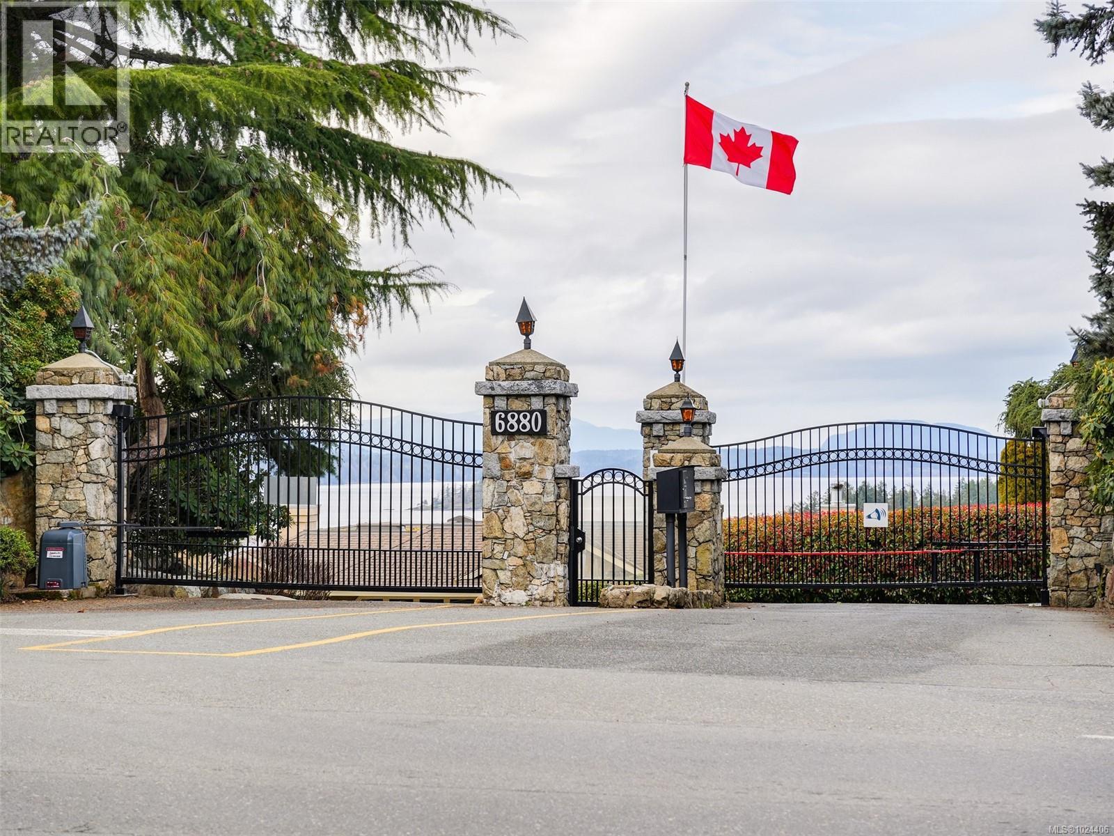 714 6880 Wallace Dr, Central Saanich