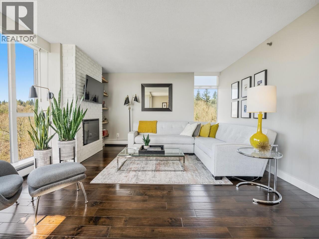 1107 3061 E KENT AVENUE NORTH