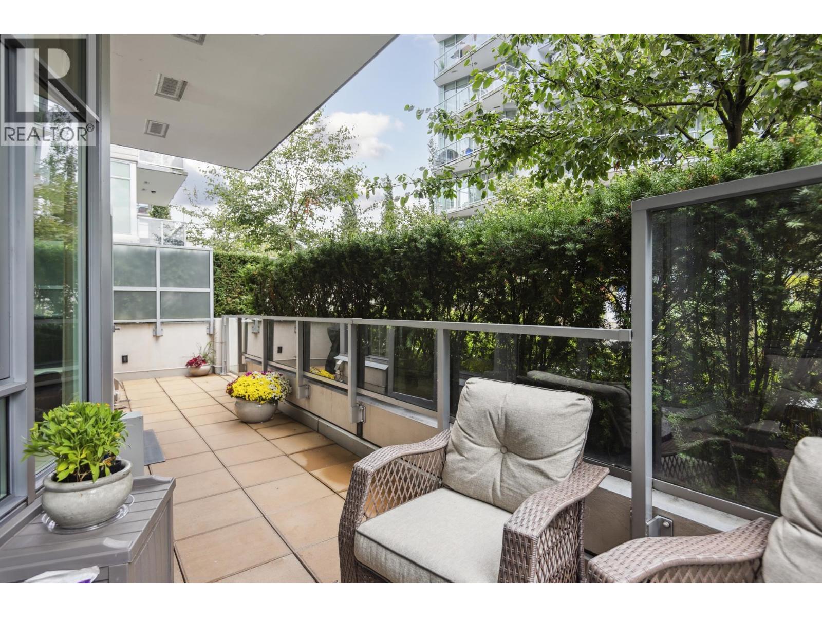 112 185 VICTORY SHIP WAY, North Vancouver