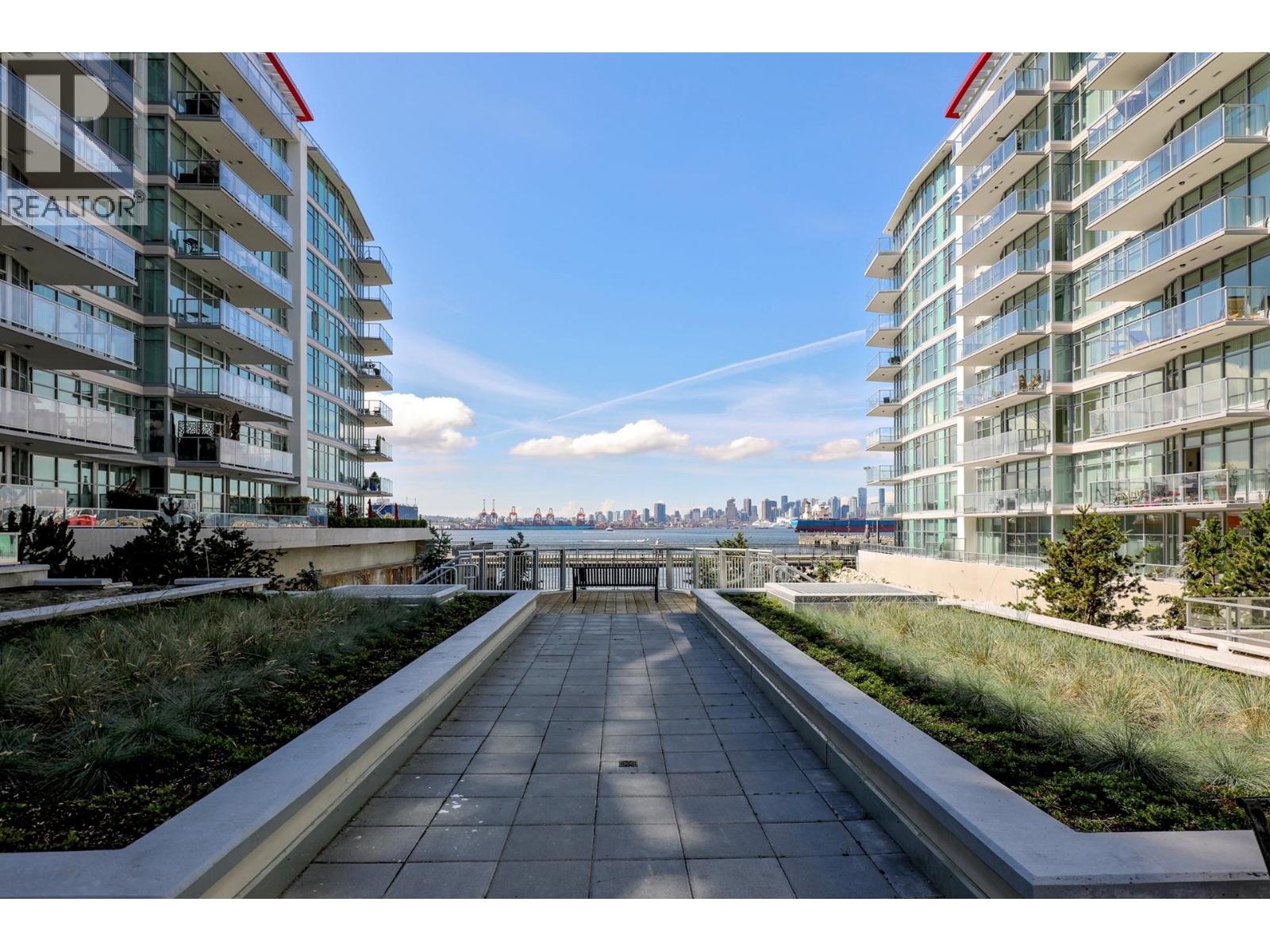 112 185 VICTORY SHIP WAY, North Vancouver