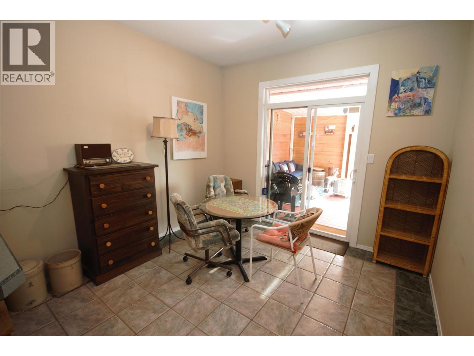 189 WILLOWS Place, Oliver