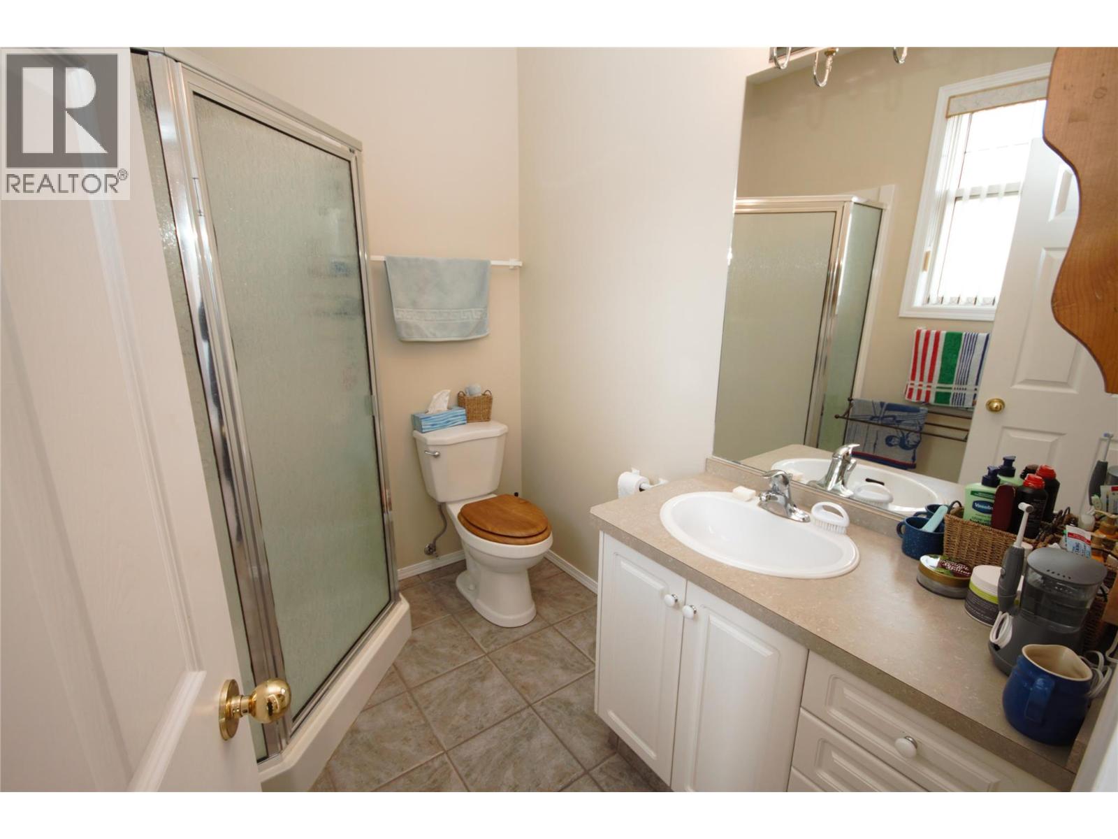 189 WILLOWS Place, Oliver