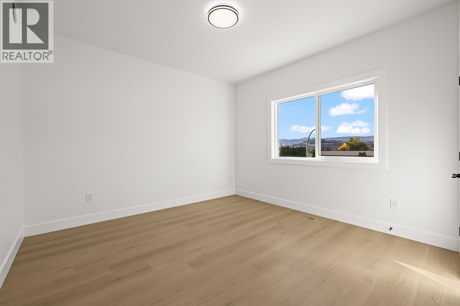 2709 Hewl Road, West Kelowna