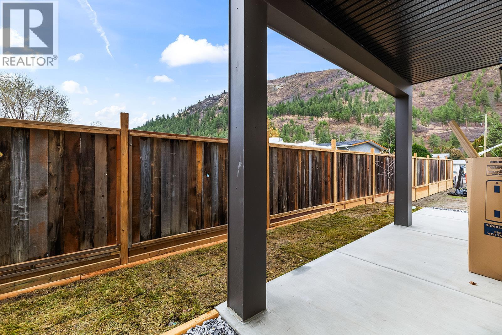 2711 Hewl Road, West Kelowna
