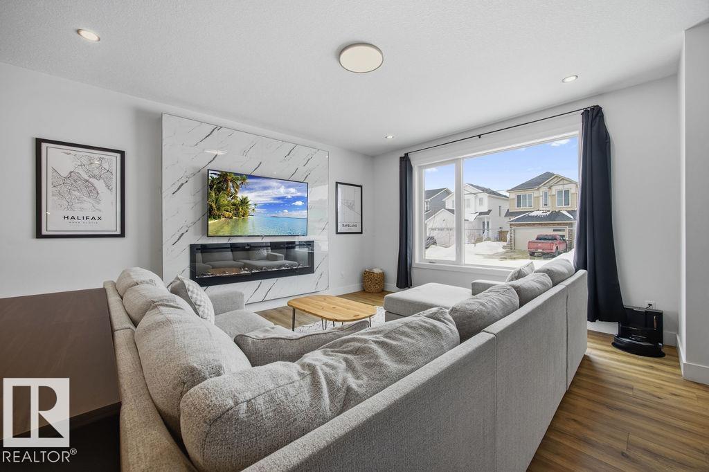 35 DORAIS WY, Fort Saskatchewan