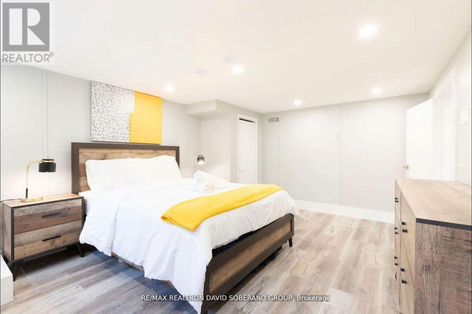 55 RAEBURN AVENUE - 20