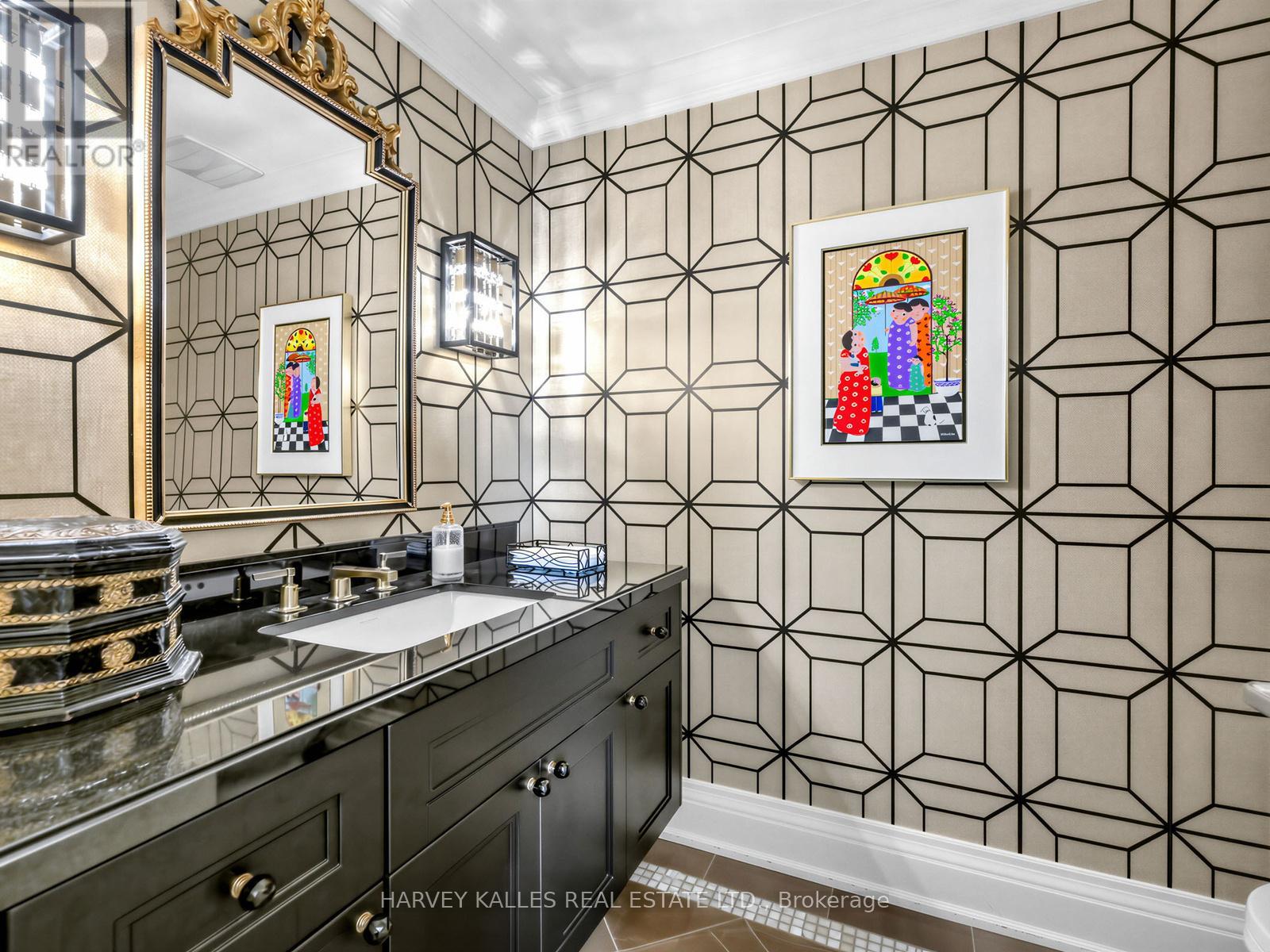 #1201 500 AVENUE ROAD - 7
