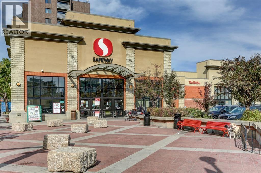 Single Family House for Sale in   A Street NW Sunnyside Calgary 