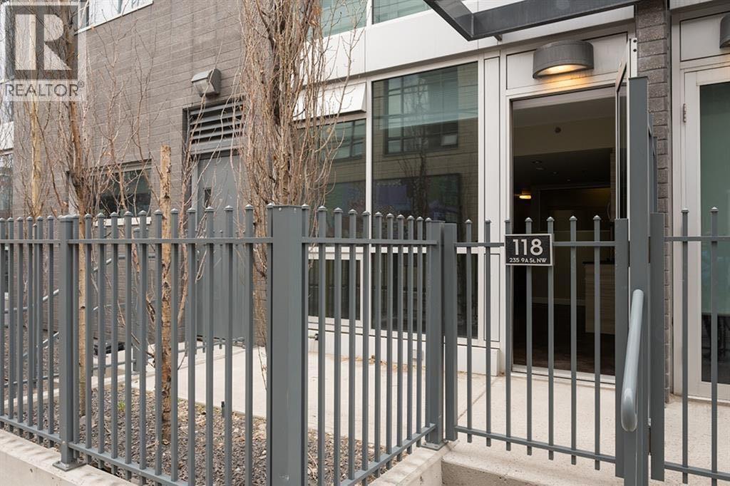 Single Family House for Sale in   A Street NW Sunnyside Calgary 