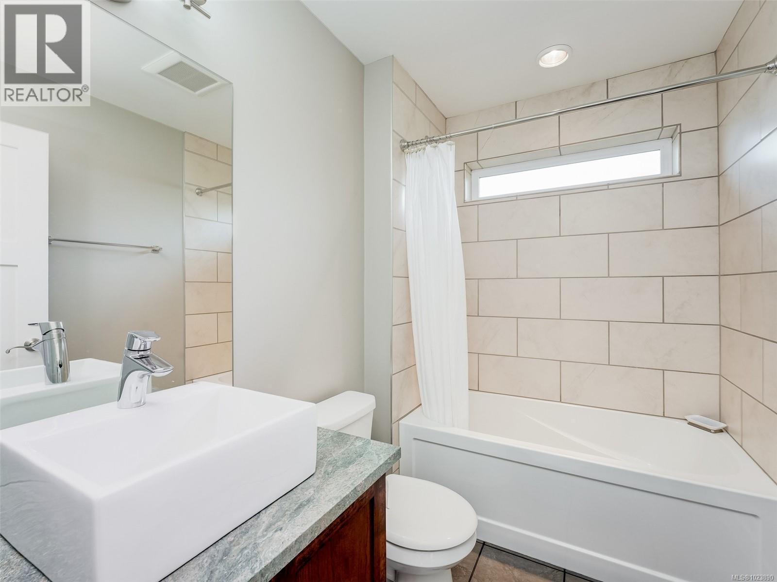  9173 Basswood Road, North Saanich