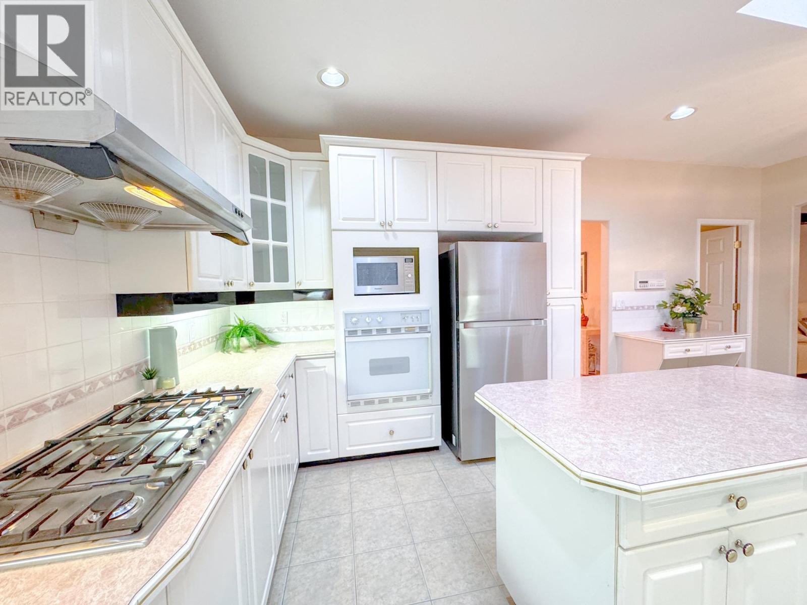 10675 MCKESSOCK Place, Richmond