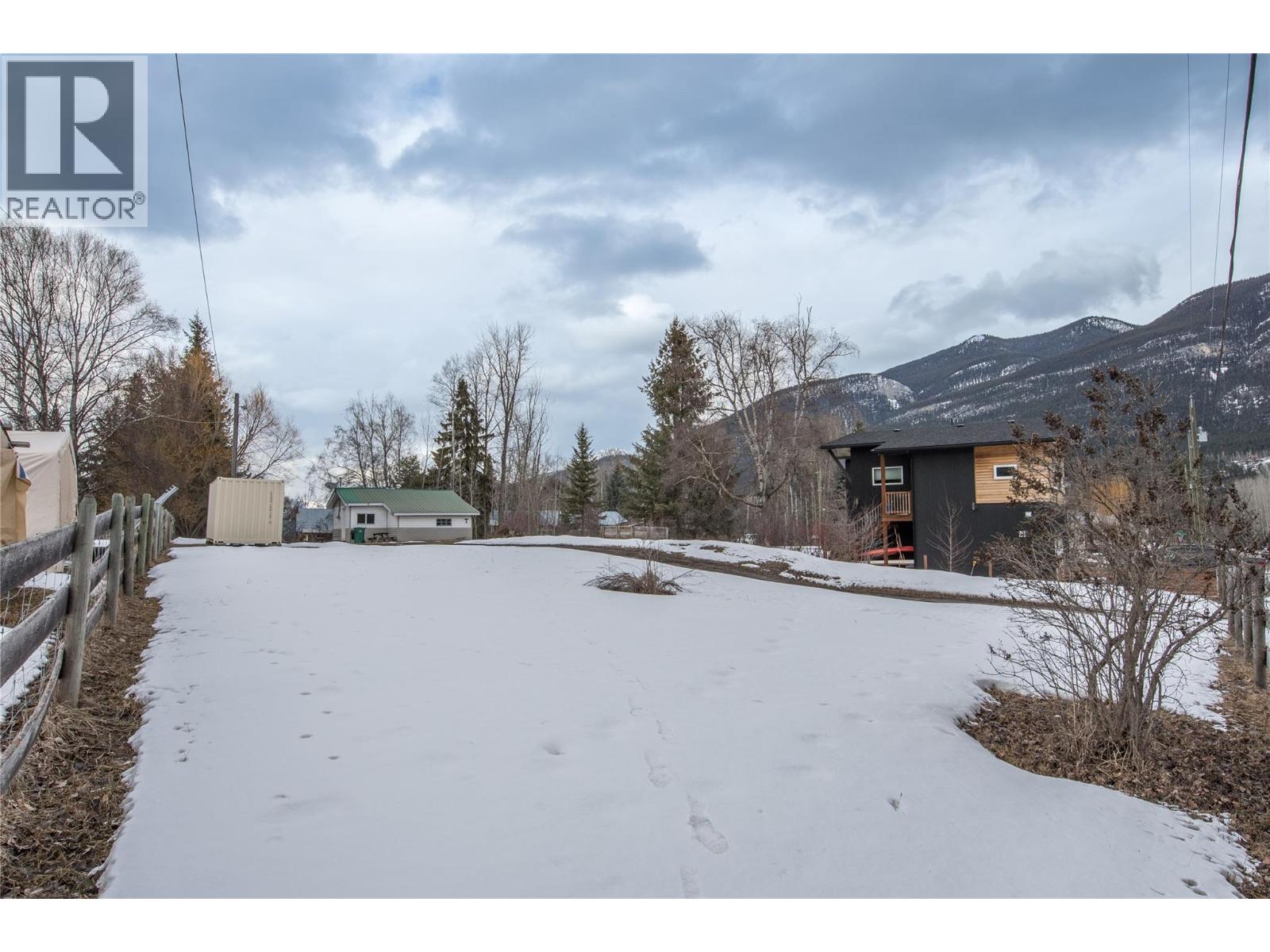 876 CANYON CREEK Road - 16