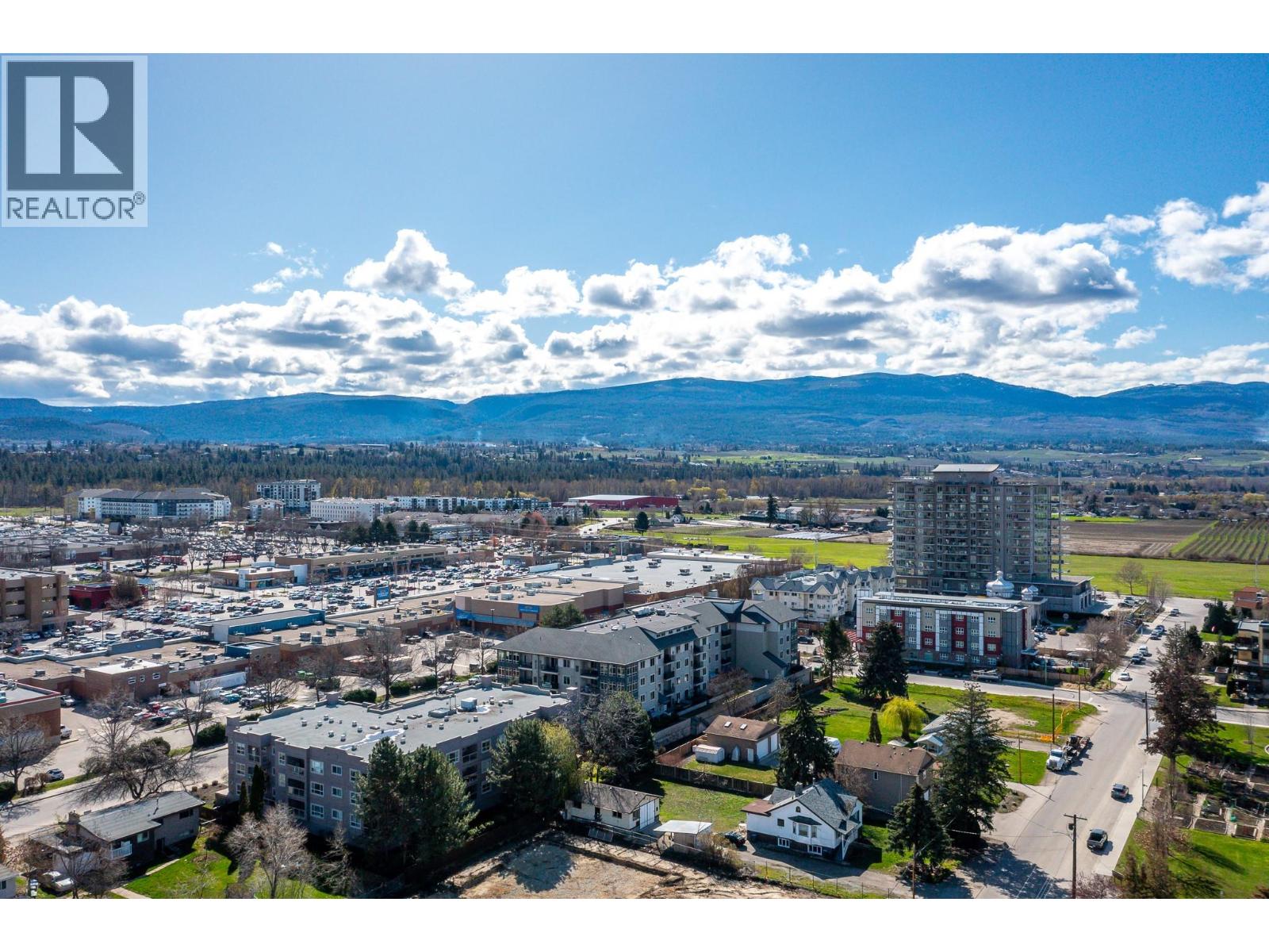2142 Vasile Road Unit# 211, Kelowna