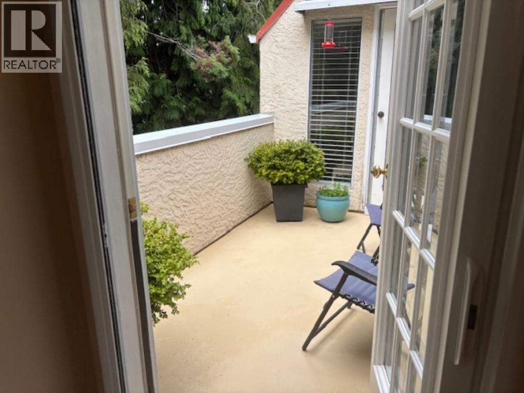 #327-1441 GARDEN Place, Delta