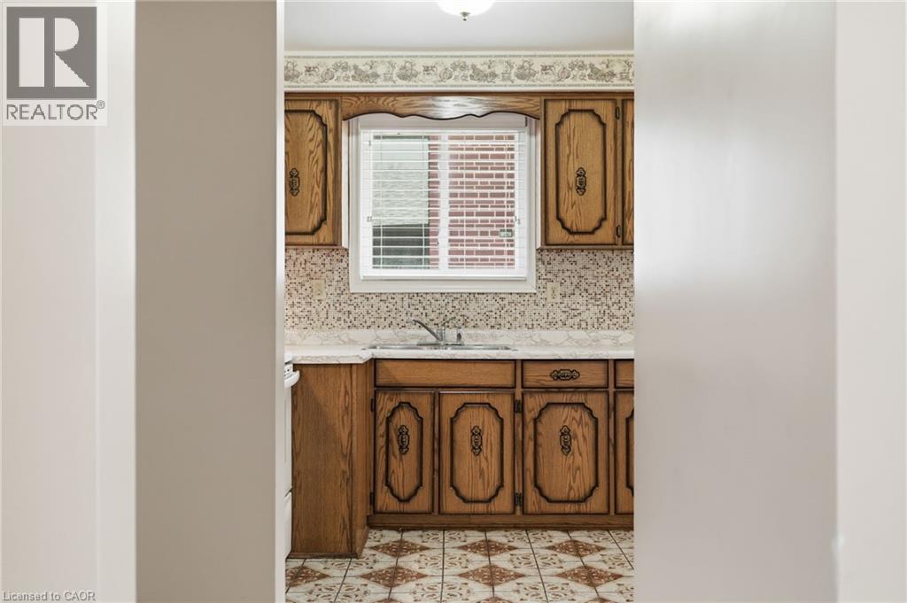 256 WHITNEY Avenue - 15