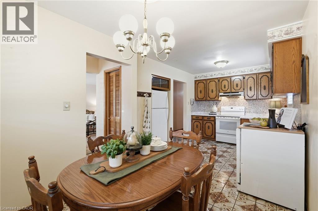256 WHITNEY Avenue - 18