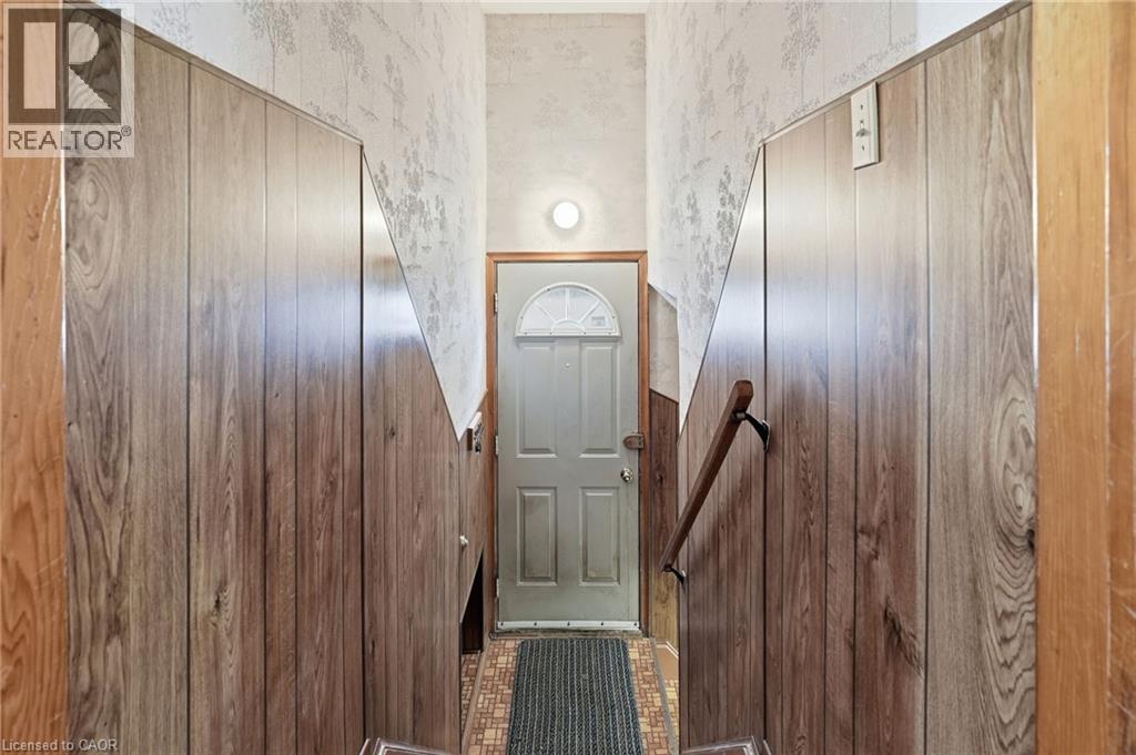 256 WHITNEY Avenue - 27