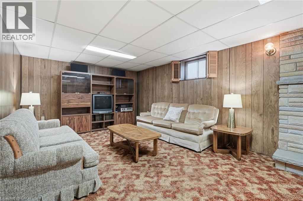 256 WHITNEY Avenue - 32