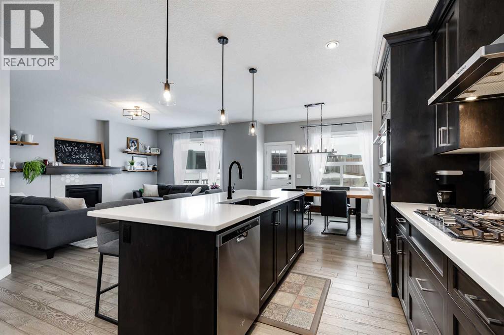 Single Family House for Sale in  Nolanhurst Bay NW Nolan Hill Calgary 