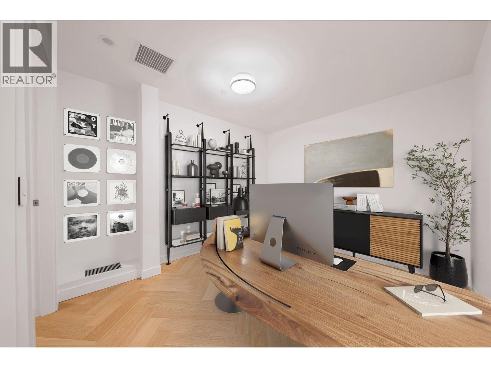 5702 1480 HOWE STREET, Vancouver