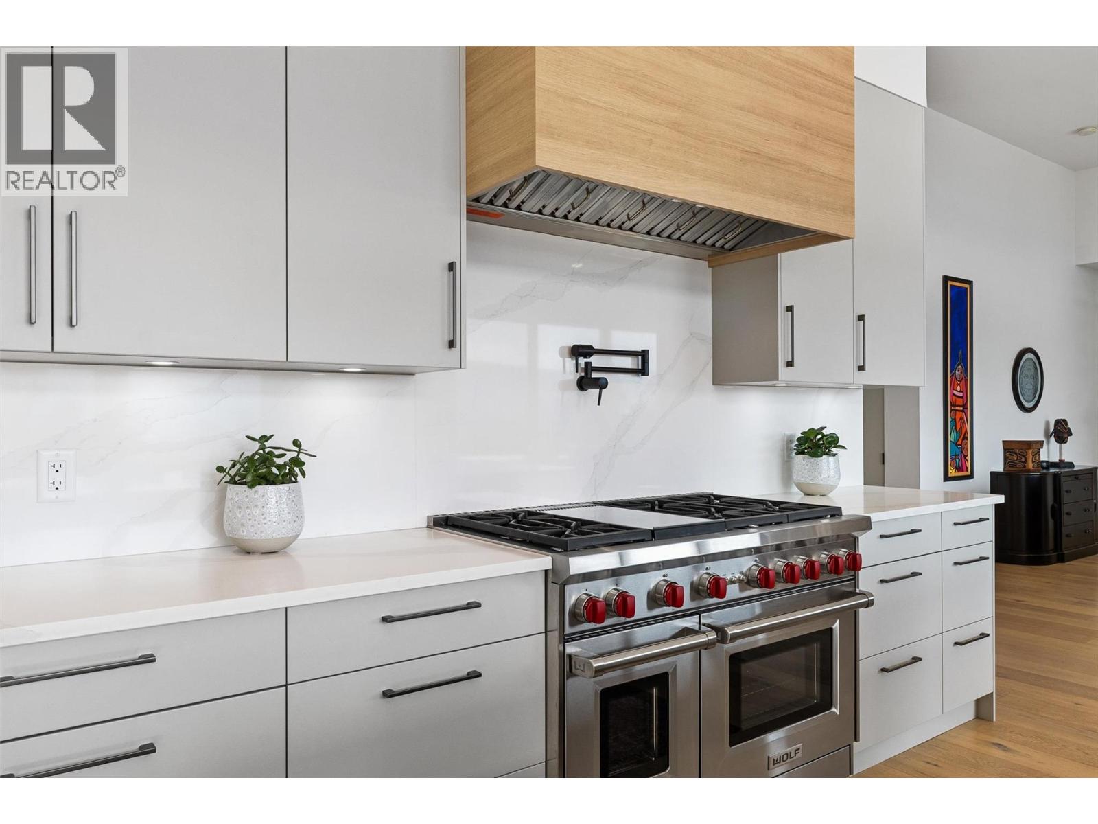  861 Boynton Place, Kelowna