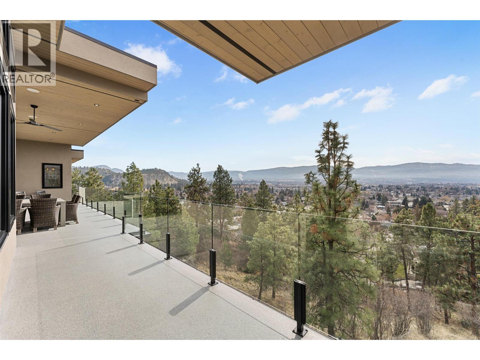  861 Boynton Place, Kelowna