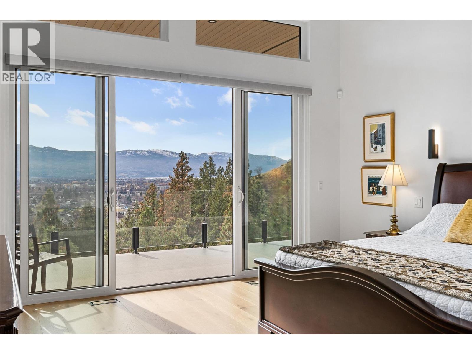  861 Boynton Place, Kelowna