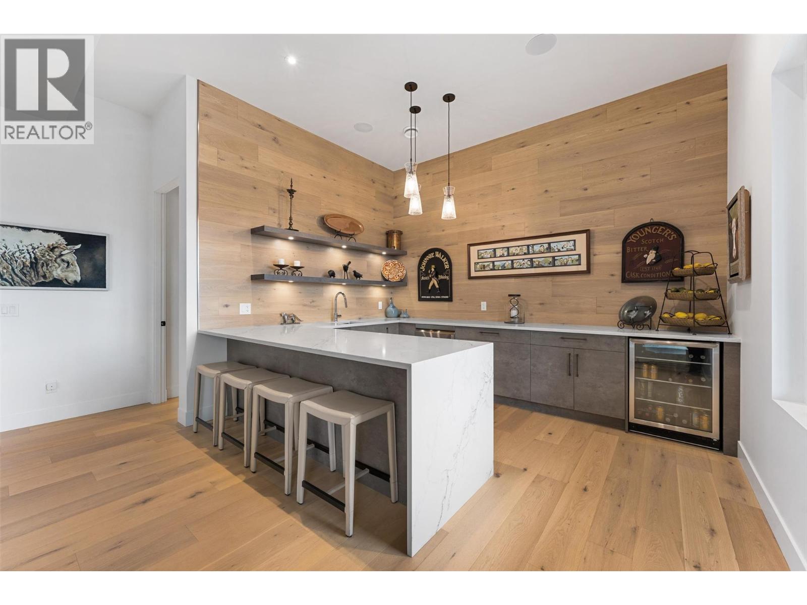  861 Boynton Place, Kelowna