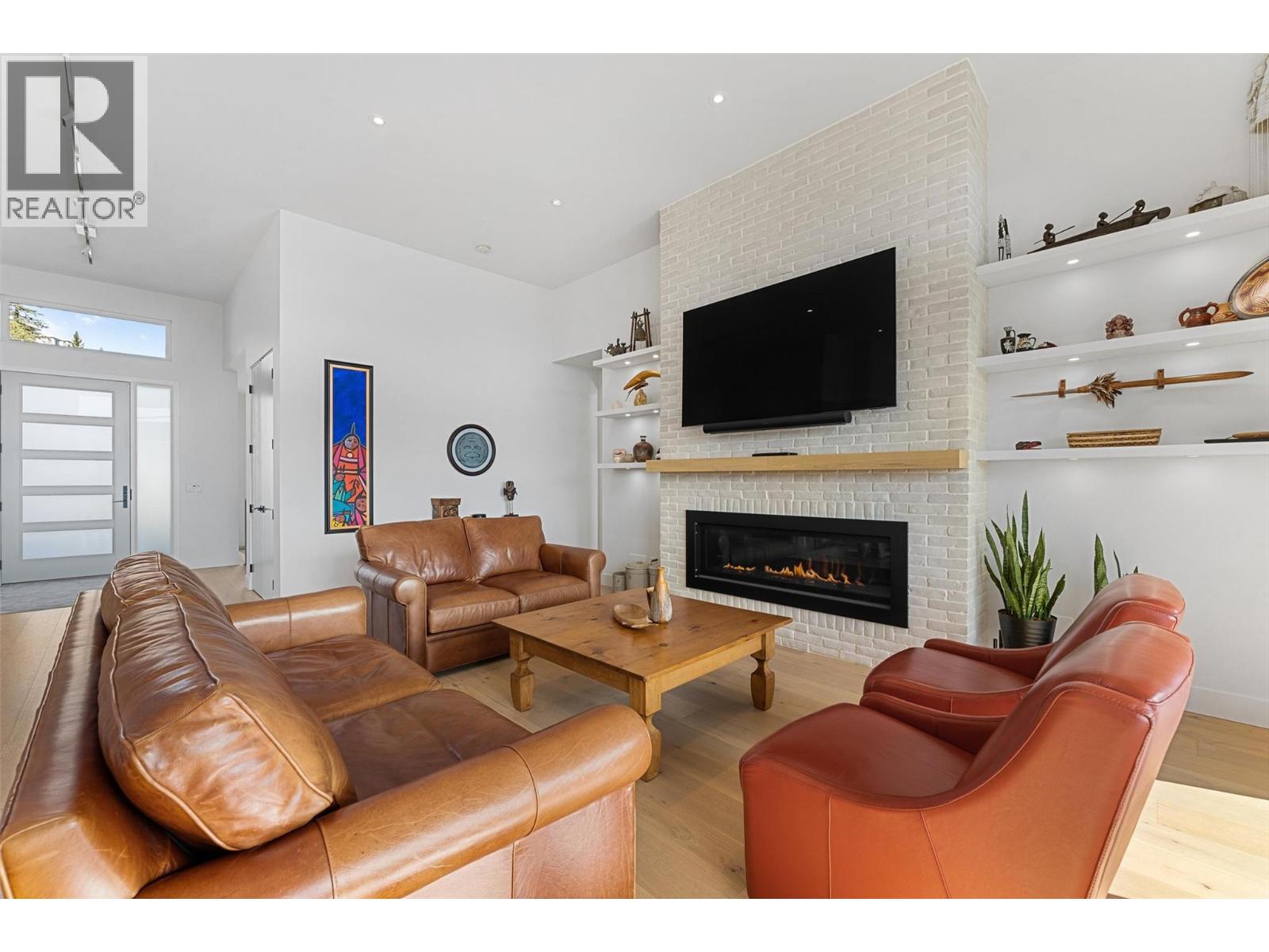  861 Boynton Place, Kelowna