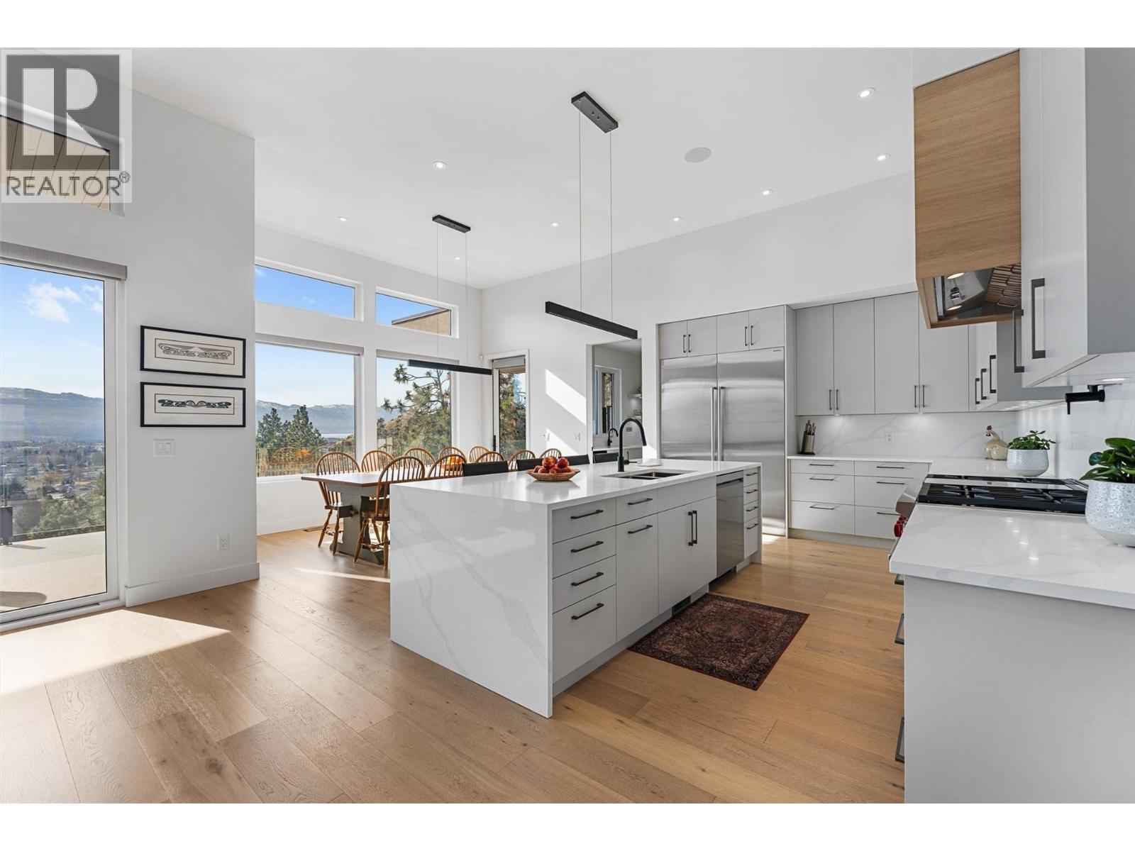  861 Boynton Place, Kelowna