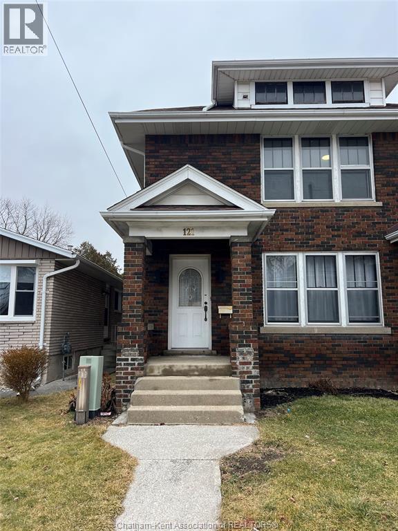 121 William STREET North