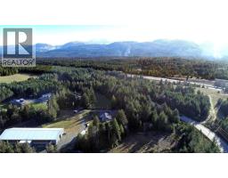 575 Horne Lake Rd, Qualicum Beach, BC V9K1Z7 Photo 6