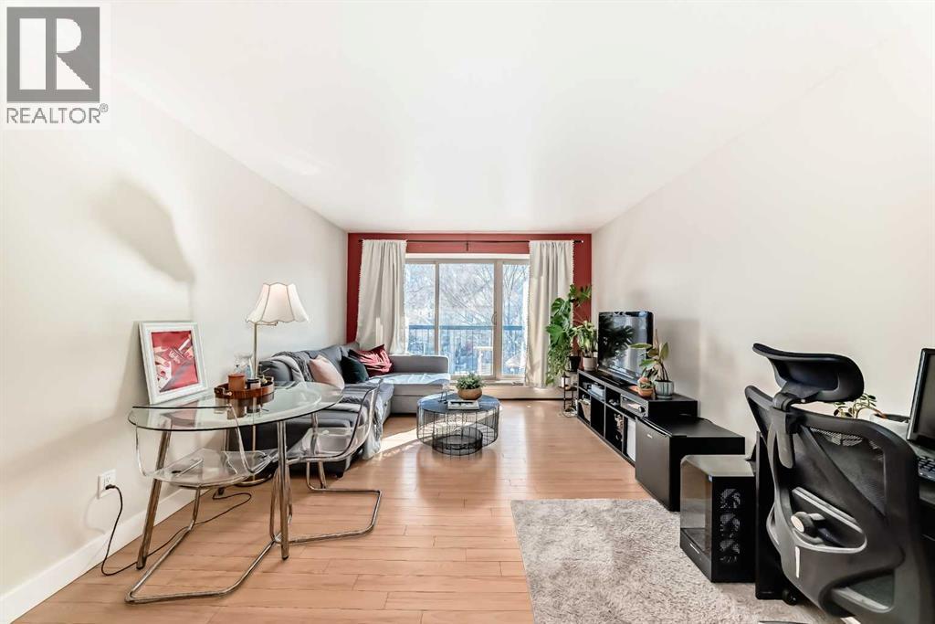 Single Family House for Sale in    Avenue NW Sunnyside Calgary 