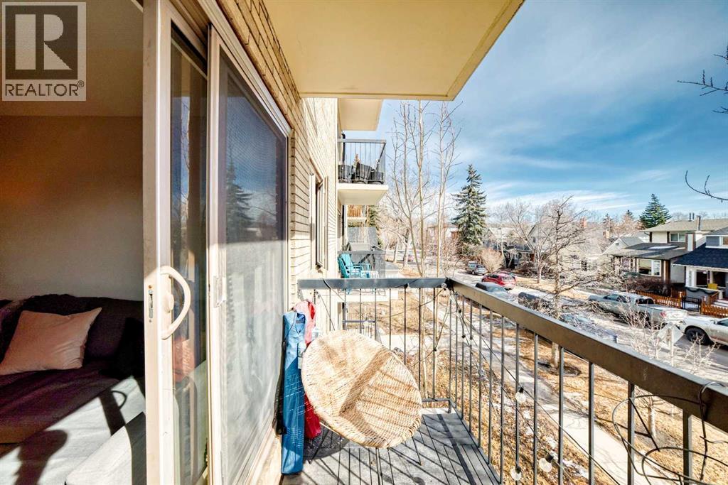 Single Family House for Sale in    Avenue NW Sunnyside Calgary 