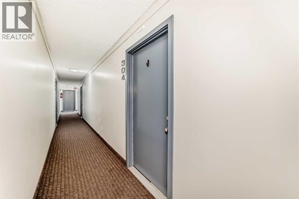 Single Family House for Sale in    Avenue NW Sunnyside Calgary 