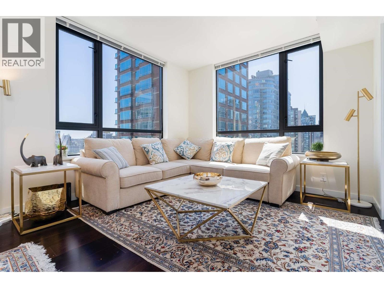 1901 788 RICHARD STREET