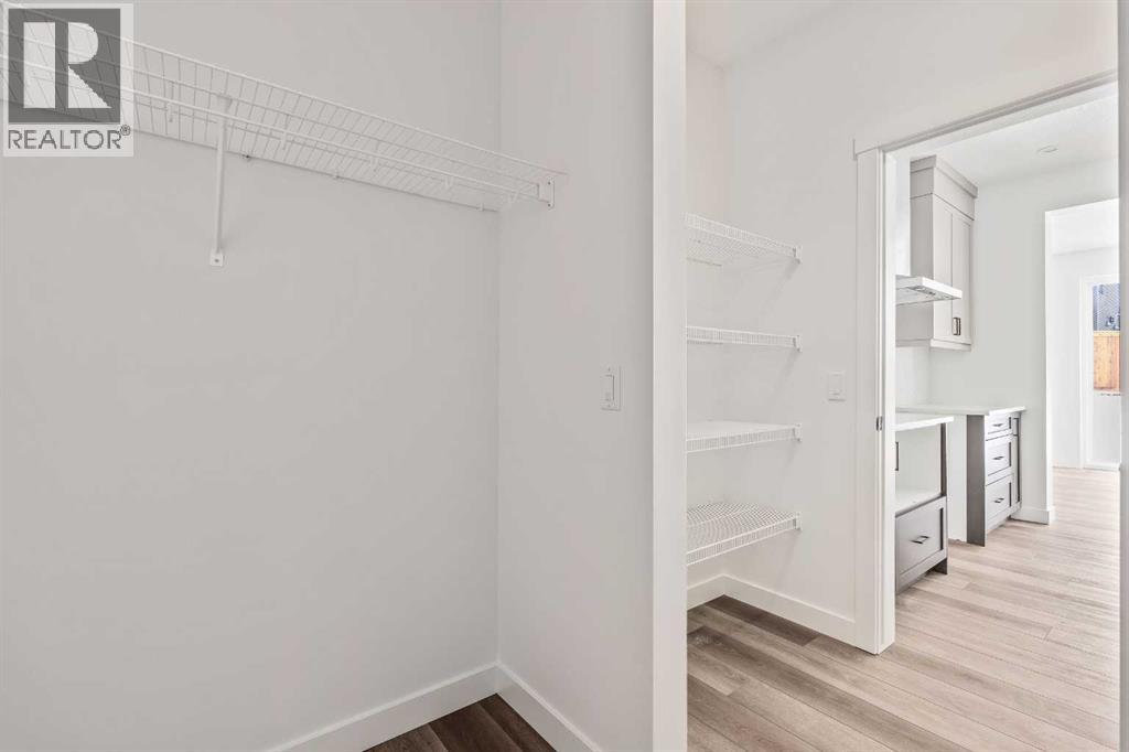 Single Family House for Sale in  Starling Passage NW Moraine Calgary 