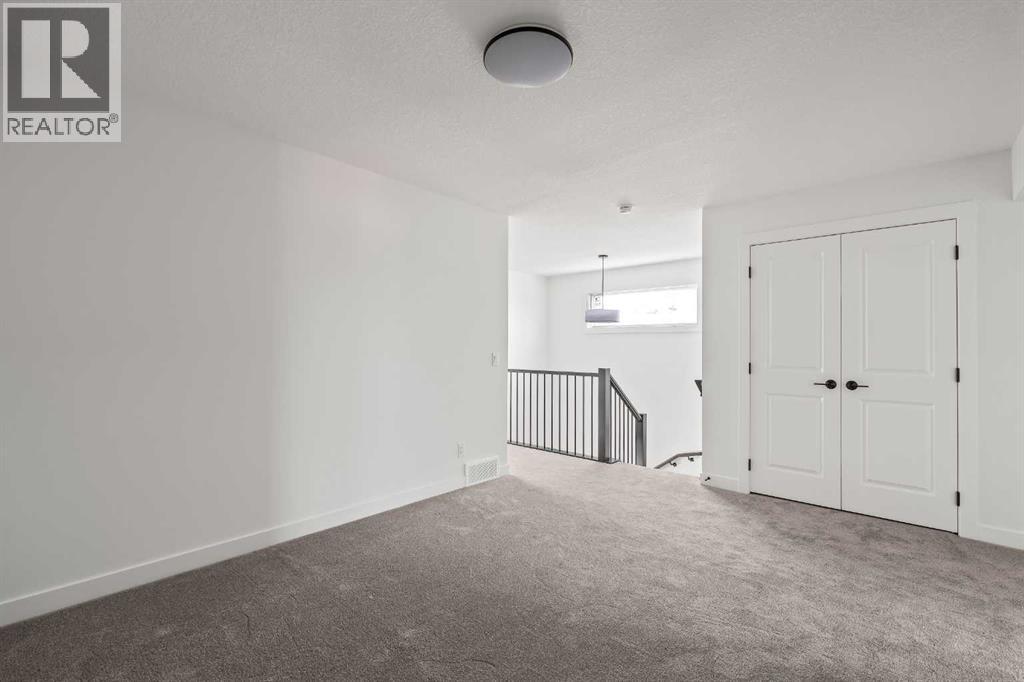 Single Family House for Sale in  Starling Passage NW Moraine Calgary 