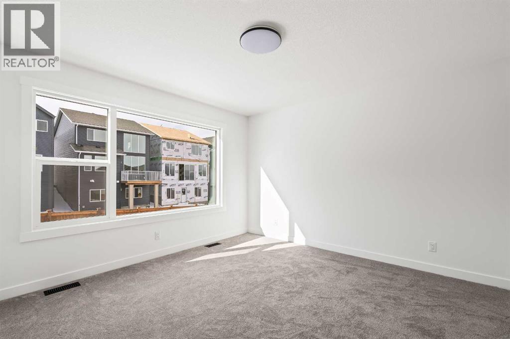 Single Family House for Sale in  Starling Passage NW Moraine Calgary 