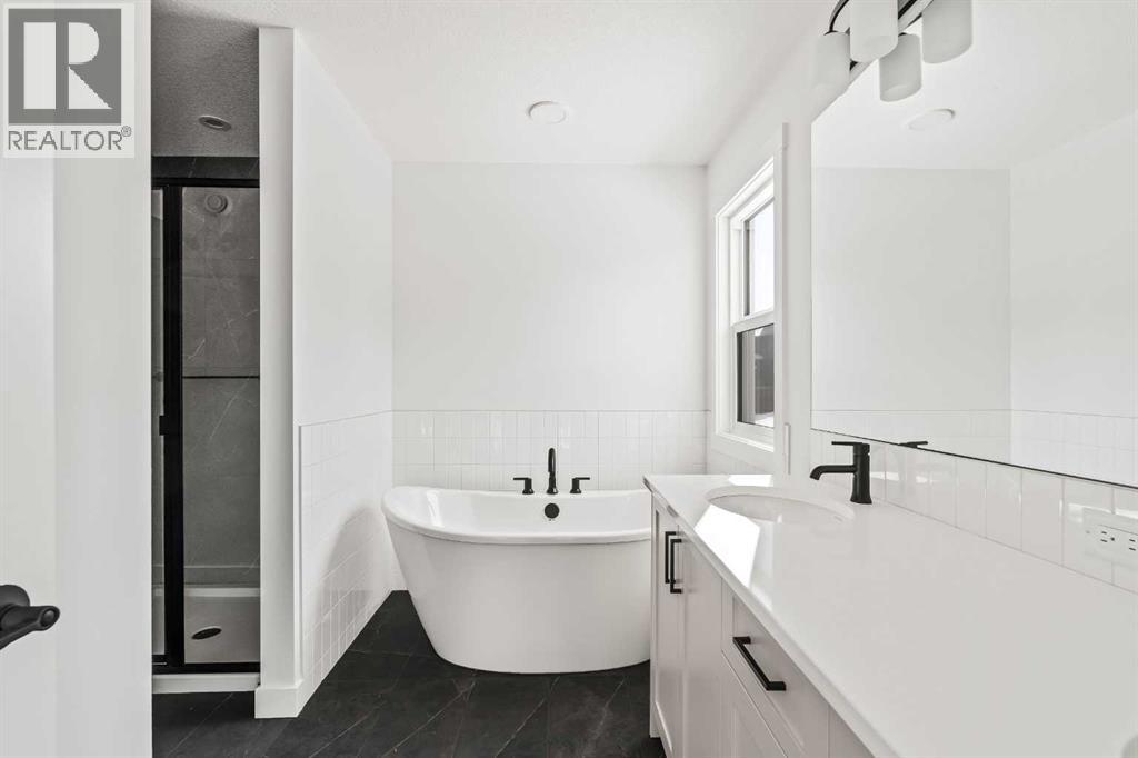 Single Family House for Sale in  Starling Passage NW Moraine Calgary 